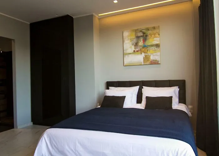 Acropolis Suite